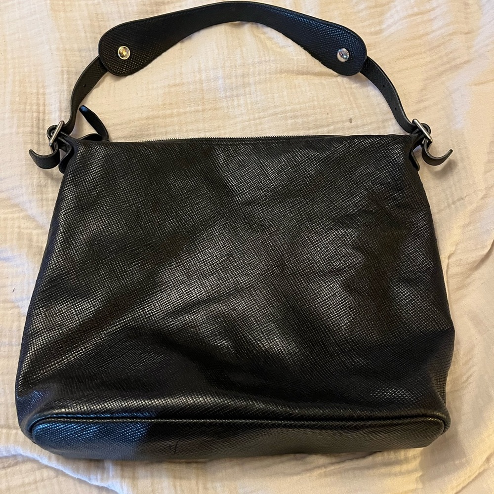 Longchamp black tote bag. Lightly used. In great condition. Can be used as purse - Picture 4 of 4